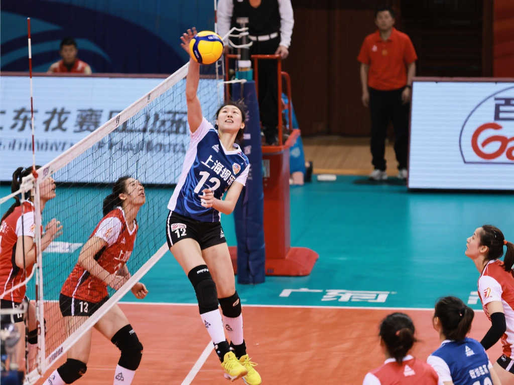 三大球运动会第四日：上海女排苦战五局险胜广东